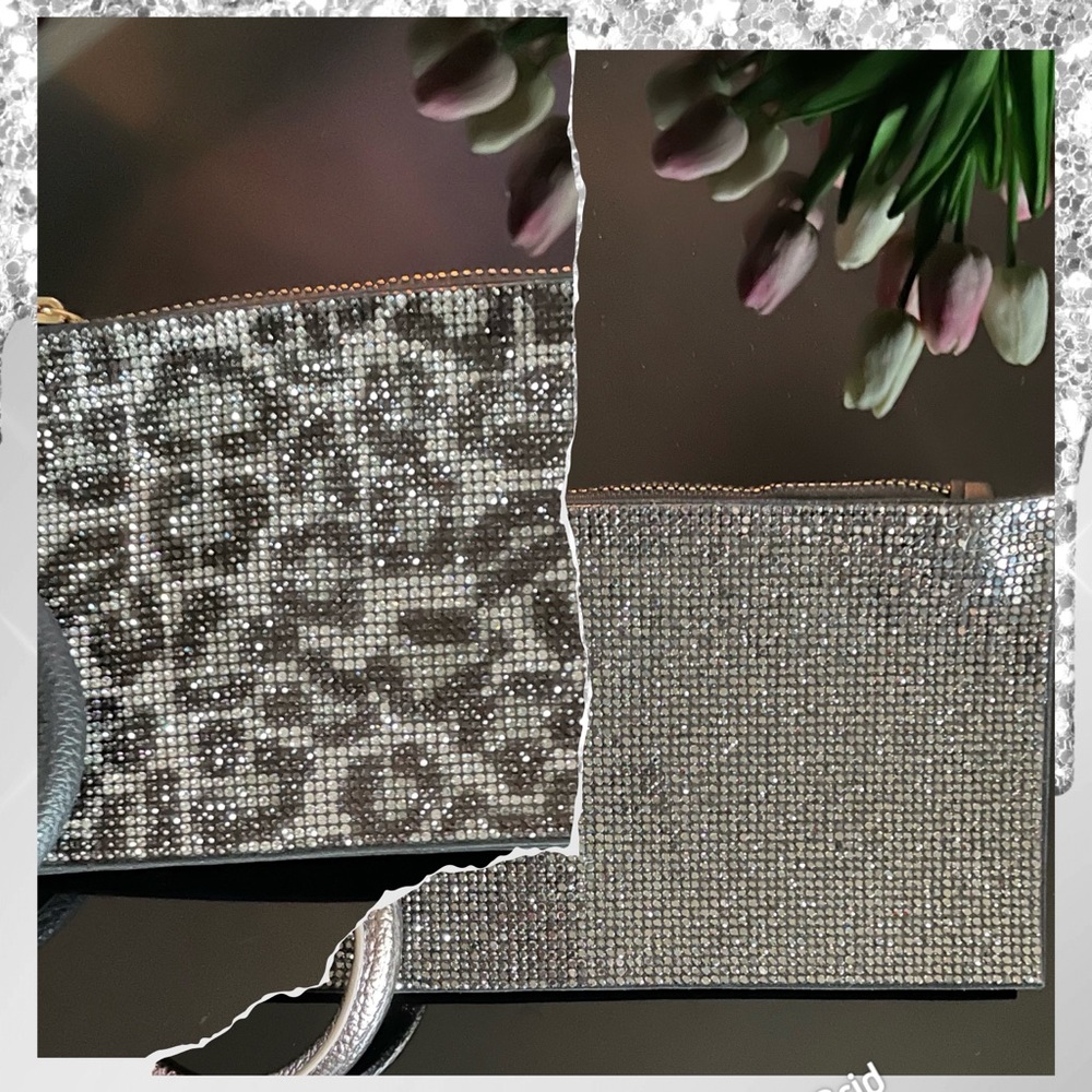 KEY CHAIN/ZIPPERED BAG